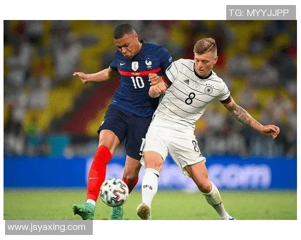 克罗斯领衔战术革新助力球队重塑辉煌的传奇之路