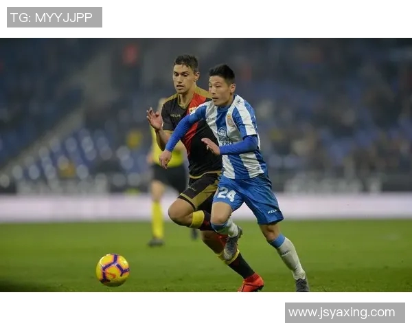 伊朗与阿曼足球赛激战正酣最终结果揭晓引发球迷热议