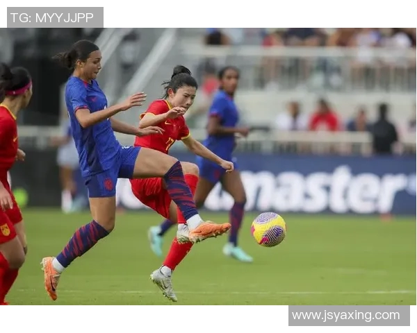 奥地利女足与瑞士女足激战正酣谁能在欧洲赛场上脱颖而出
