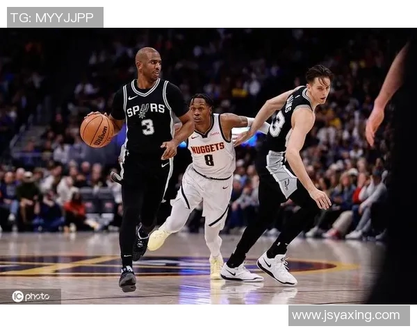 掘金与马刺激战正酣总比分揭晓两队争夺季后赛席位的精彩瞬间 掘金与马刺激战正酣总比分揭晓两队争夺季后赛席位的精彩瞬间