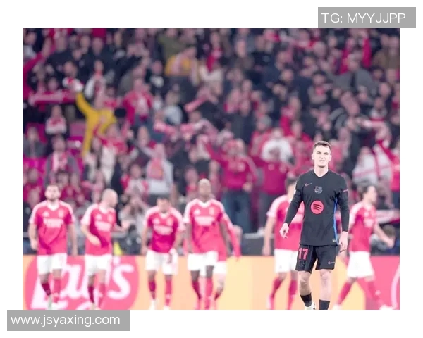 欧冠激战本菲卡对决曼联谁能在巅峰对决中笑到最后 欧冠激战本菲卡对决曼联谁能在巅峰对决中笑到最后