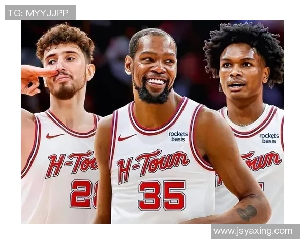 火箭队与雷霆队激战四月二十五日期待精彩对决与球星表现 火箭队与雷霆队激战四月二十五日期待精彩对决与球星表现