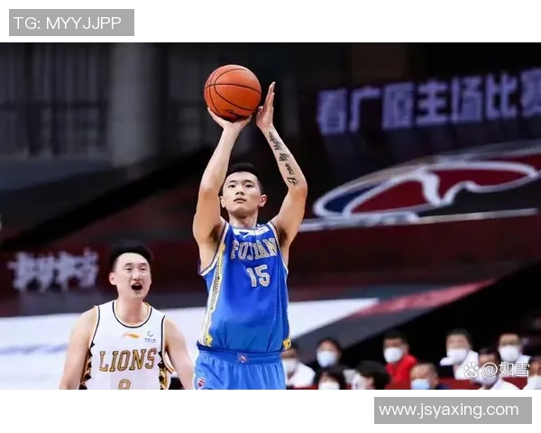 任骏飞领衔球队奋勇争先展现篮球魅力助力赛季辉煌成就