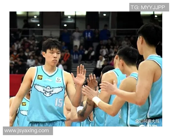 第13轮精彩对决新疆队迎战青岛队争夺胜利的关键时刻