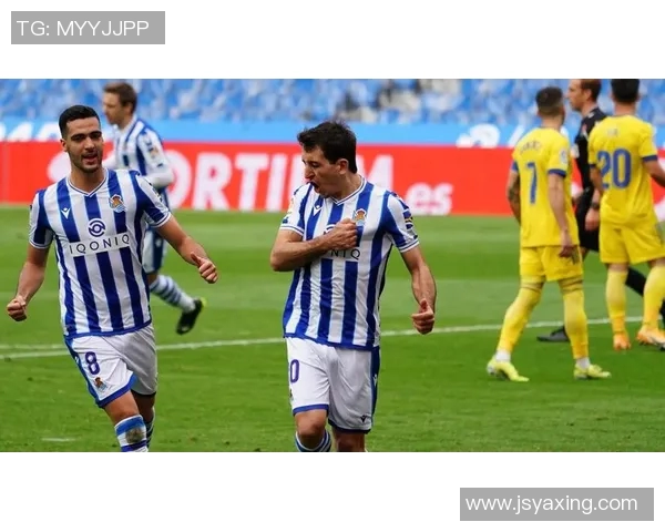 皇家社会与埃瓦尔精彩对决分析及比赛亮点回顾 皇家社会与埃瓦尔精彩对决分析及比赛亮点回顾