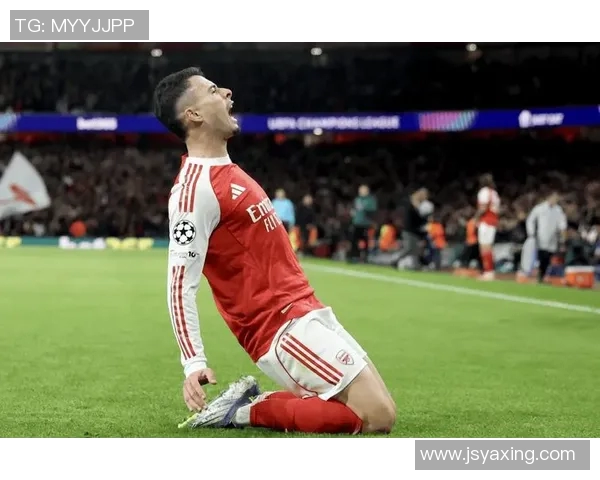 阿森纳与曼联激战正酣谁将赢得这场英超巅峰对决